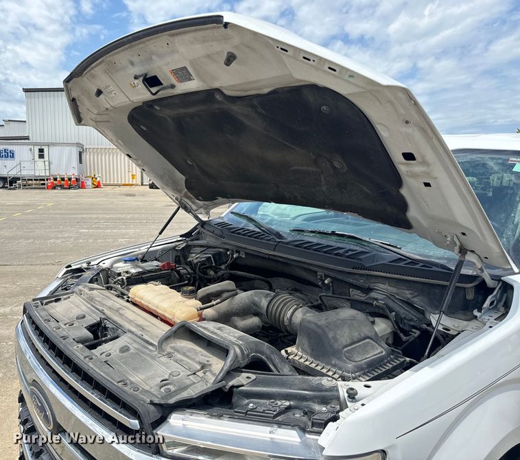 image for item EH6842 2018 Ford  F150 XLT SuperCrew pickup truck