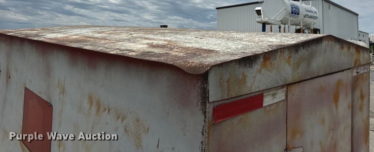 image for item EH6843 1991 MIDW Shop built enclosed cargo trailer