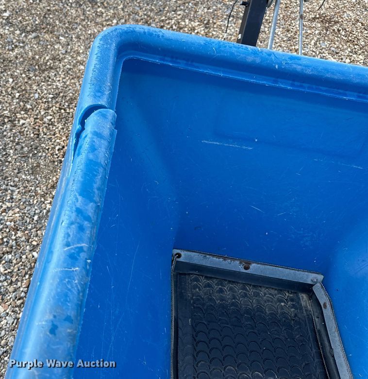 image for item EH6854 EcoLawn Apllicator ECO250 top dresser spreader