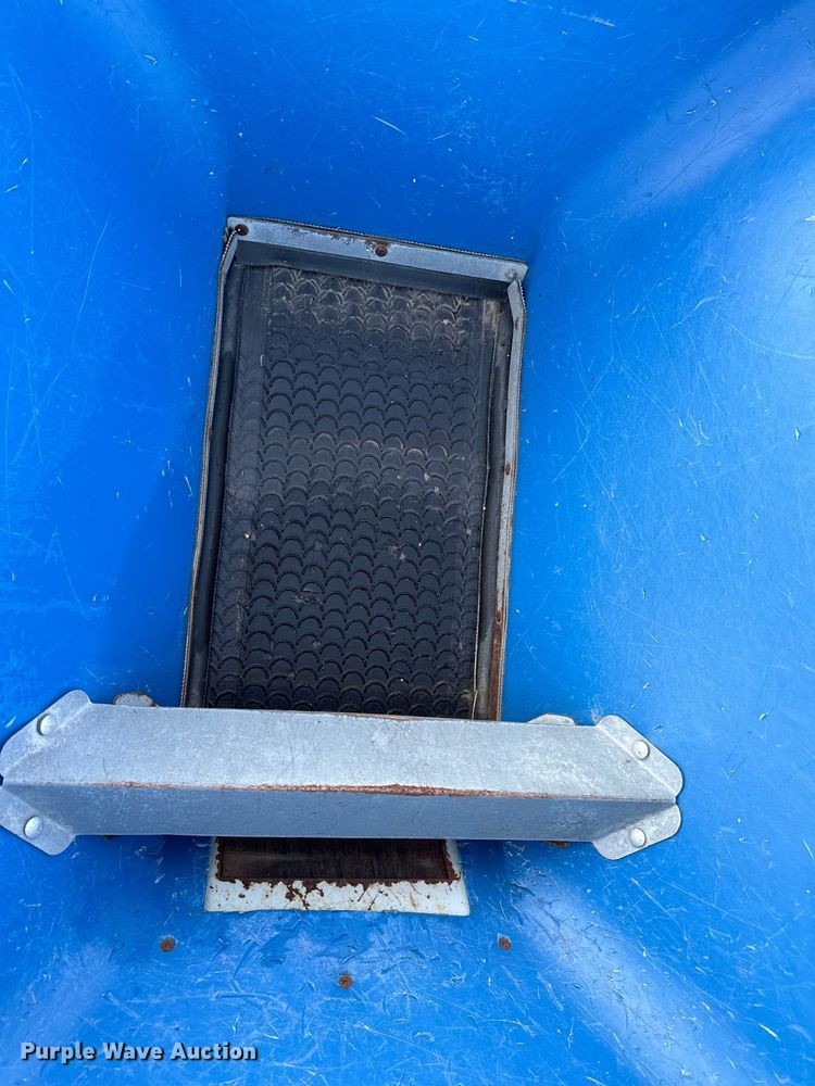 image for item EH6854 EcoLawn Apllicator ECO250 top dresser spreader