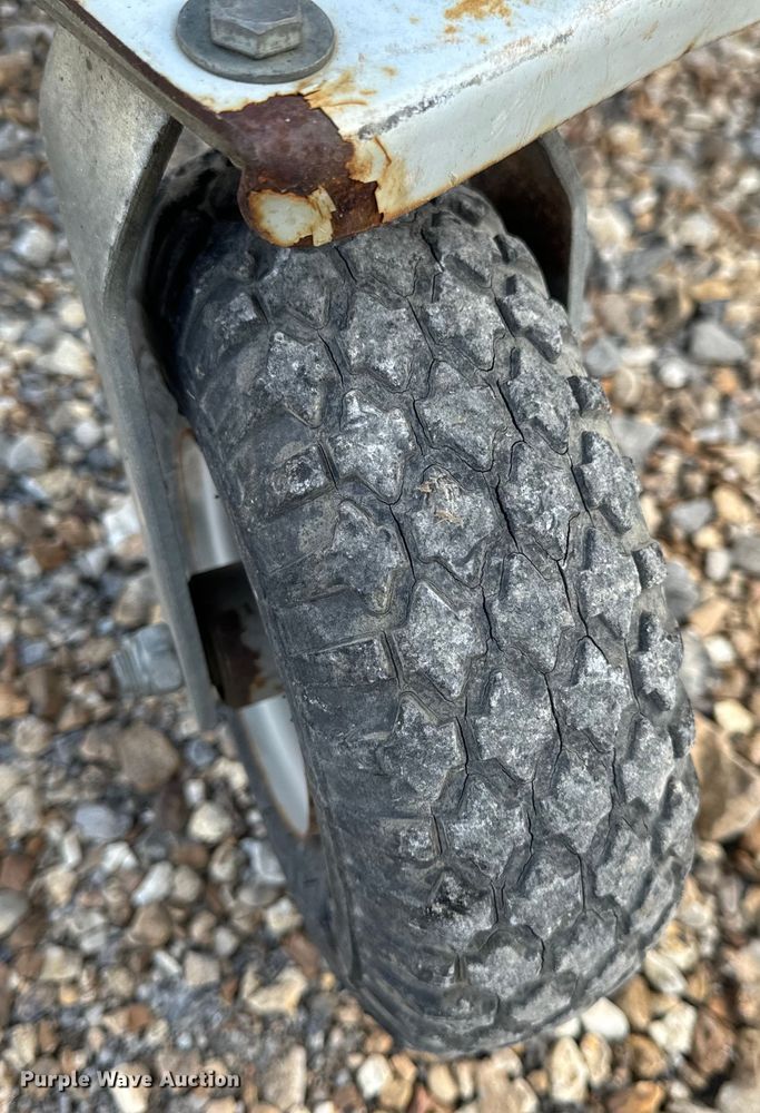 image for item EH6854 EcoLawn Apllicator ECO250 top dresser spreader