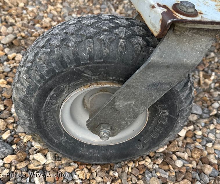 image for item EH6854 EcoLawn Apllicator ECO250 top dresser spreader