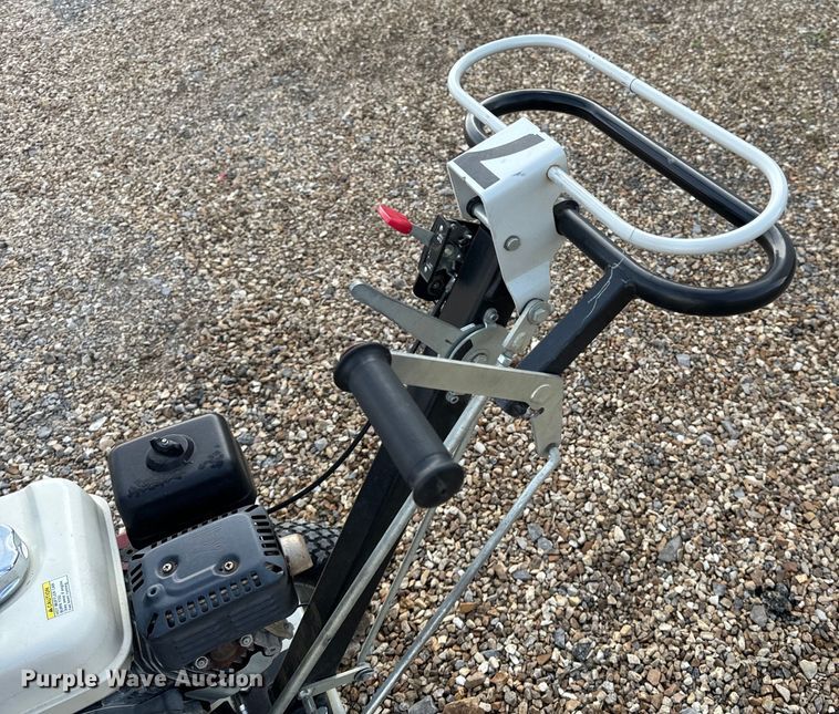 EcoLawn Applicator ECO250S top dresser spreader in New Bloomfield, MO