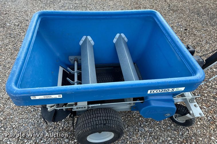 image for item EH6856 EcoLawn Applicator ECO250-S top dresser spreader