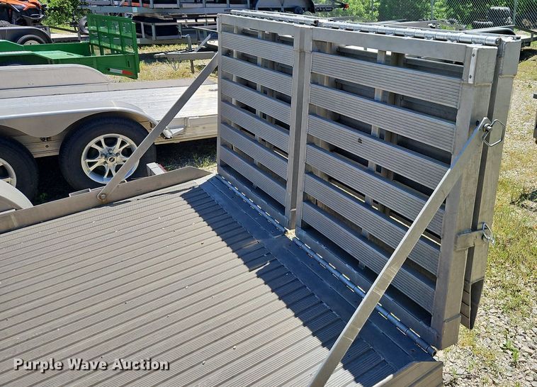 image for item EI3746 2016 Featherlite 3110-0014-STD utility trailer