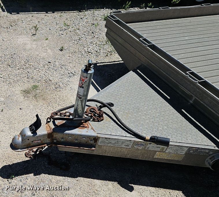 image for item EI3746 2016 Featherlite 3110-0014-STD utility trailer