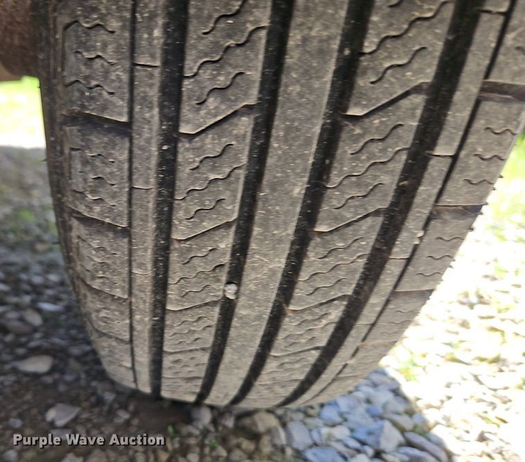 image for item EI3746 2016 Featherlite 3110-0014-STD utility trailer