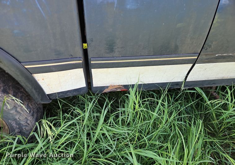 image for item EI3856 1997 Toyota  T100 XtraCab pickup truck