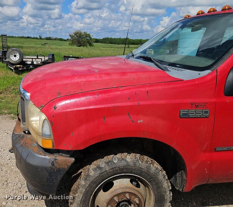 image for item EI3859 2002 Ford F550 Super Duty XLT truck cab and chassis