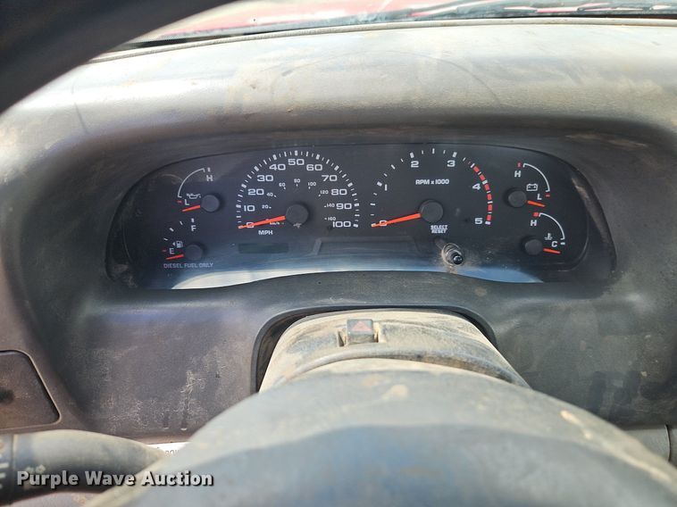 image for item EI3859 2002 Ford F550 Super Duty XLT truck cab and chassis