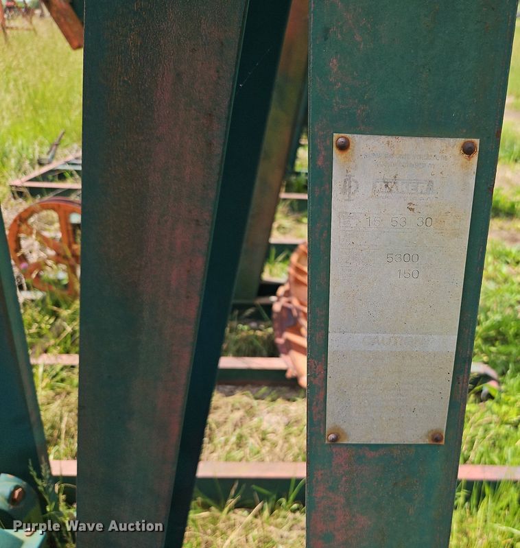 image for item EI3860 (12) pump jacks