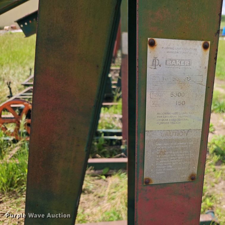 image for item EI3860 (12) pump jacks