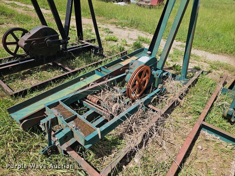 image for item EI3860 (12) pump jacks