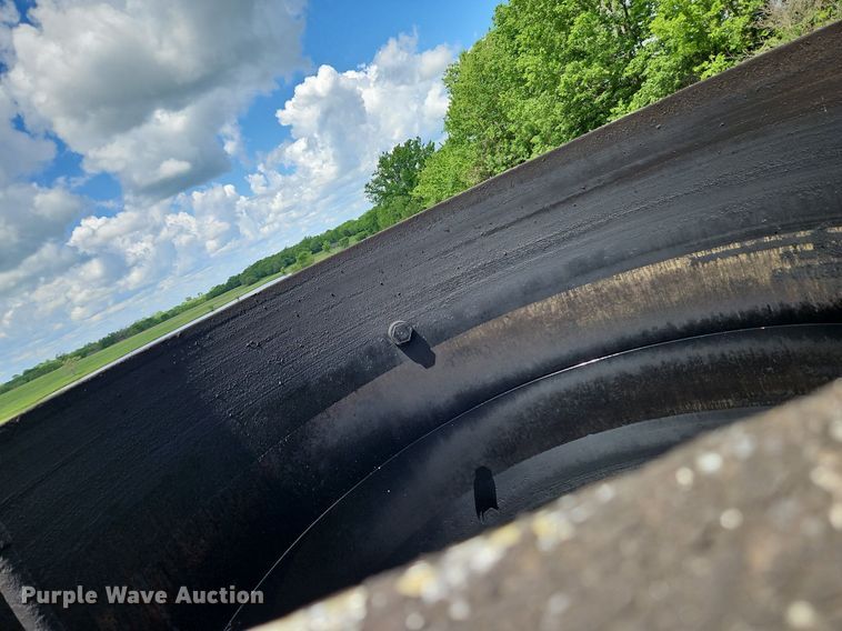 image for item EI3862 (3) fiberglass tanks