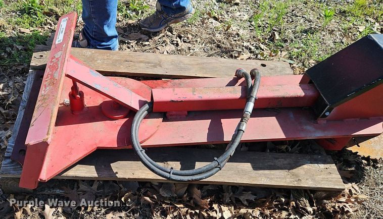 image for item EI3868 Special Purpose Attachments skid steer tree saw 