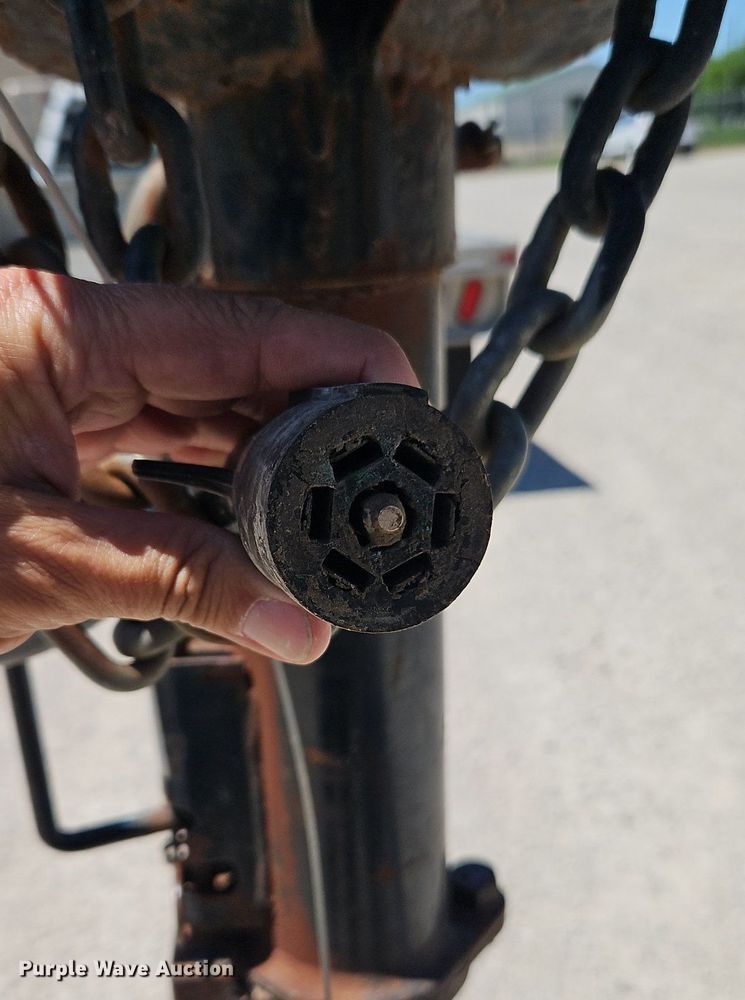 image for item EI3875 2007 PJ equipment trailer