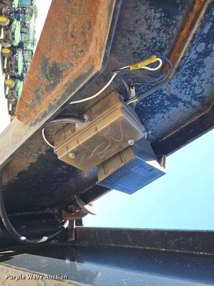 image for item EI3875 2007 PJ equipment trailer