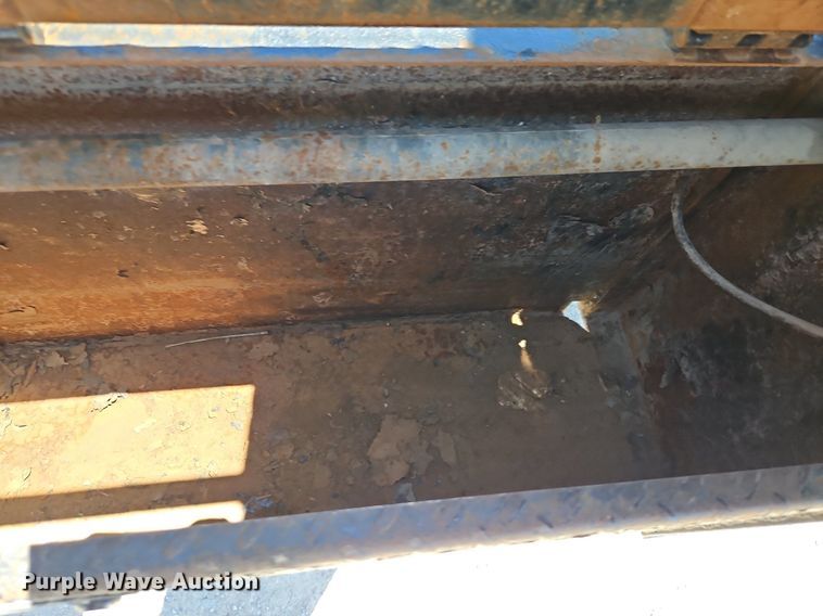 image for item EI3875 2007 PJ equipment trailer