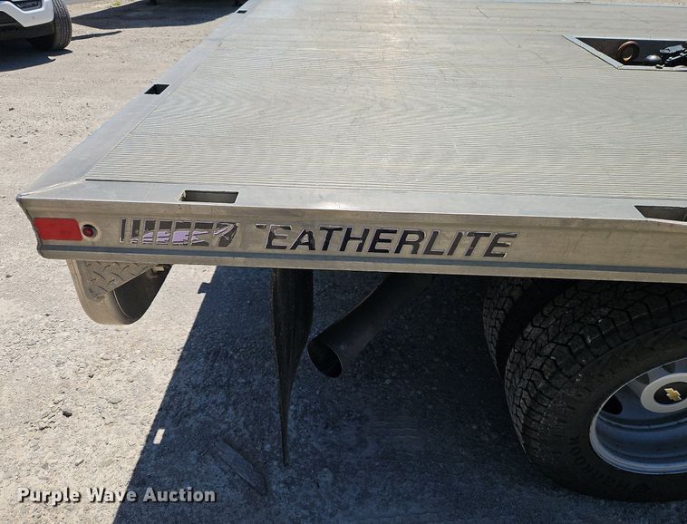 image for item EI3876 2013 Chevrolet  Silverado 3500HD flatbed pickup truck