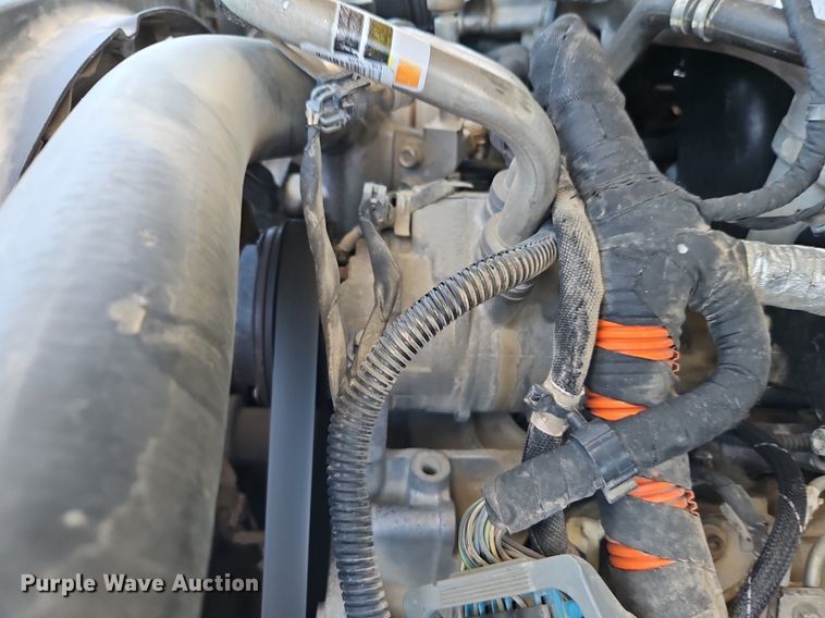 image for item EI3876 2013 Chevrolet  Silverado 3500HD flatbed pickup truck