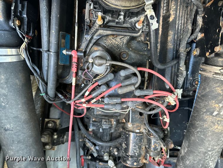 image for item EJ0453 1988 Sea Ray Cruiser  boat