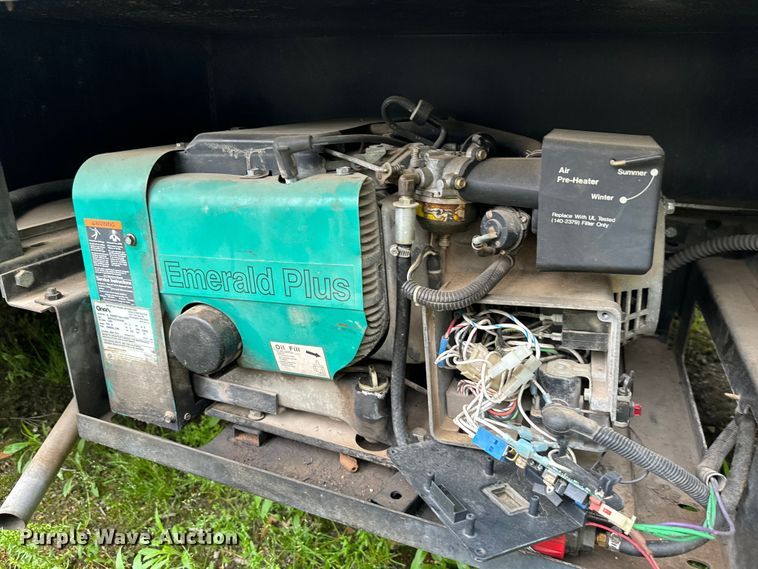 image for item EJ0562 1995 Winnebago IFG37RW RV