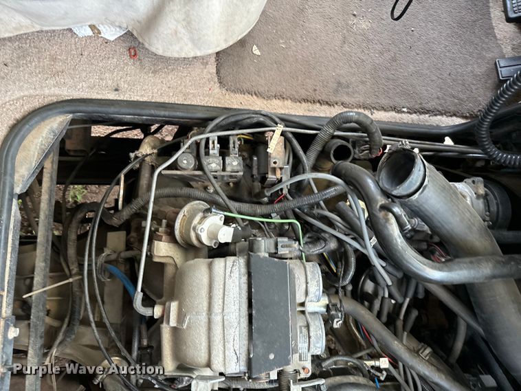 image for item EJ0562 1995 Winnebago IFG37RW RV