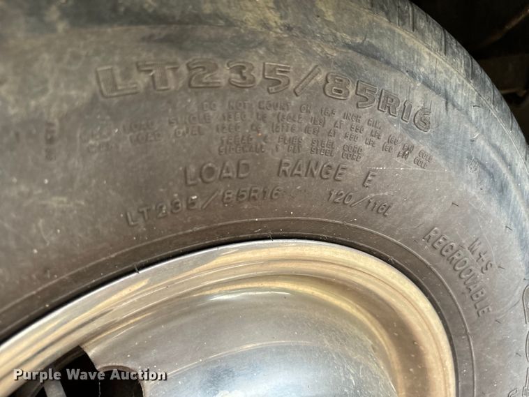 image for item EJ0562 1995 Winnebago IFG37RW RV