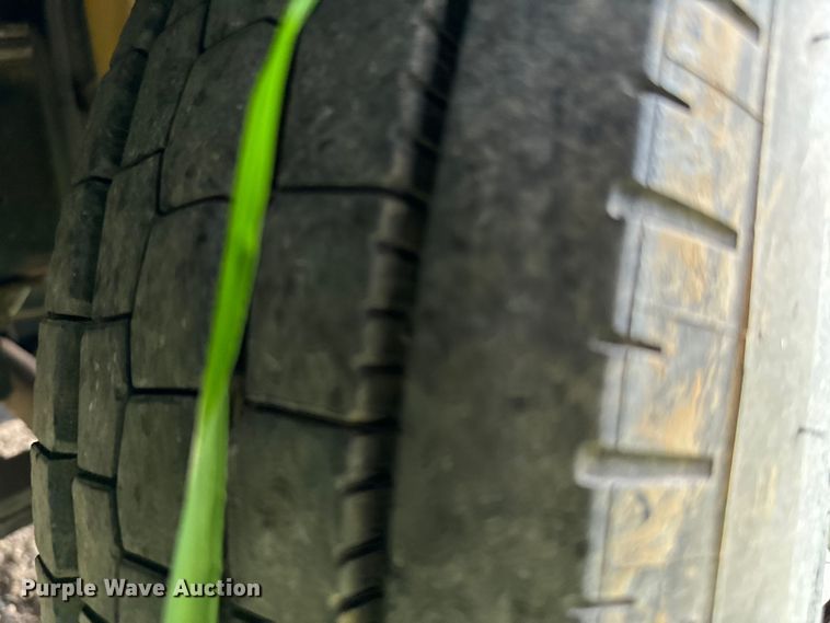 image for item EJ0562 1995 Winnebago IFG37RW RV