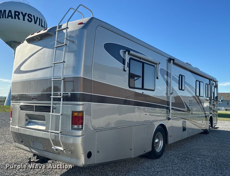 image for item EJ2789 2001 Monaco RV