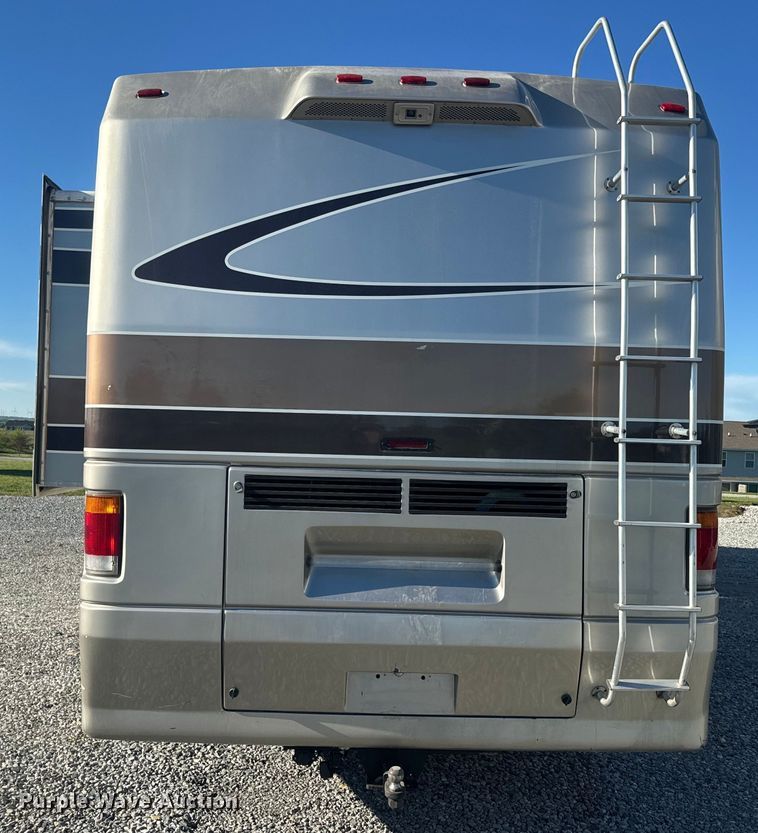 image for item EJ2789 2001 Monaco RV