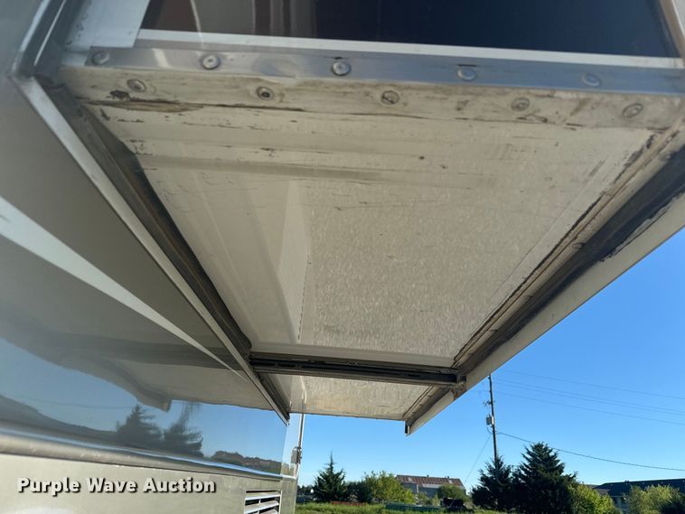 image for item EJ2789 2001 Monaco RV