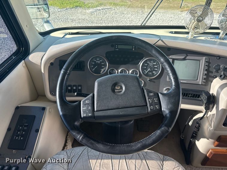 image for item EJ2789 2001 Monaco RV