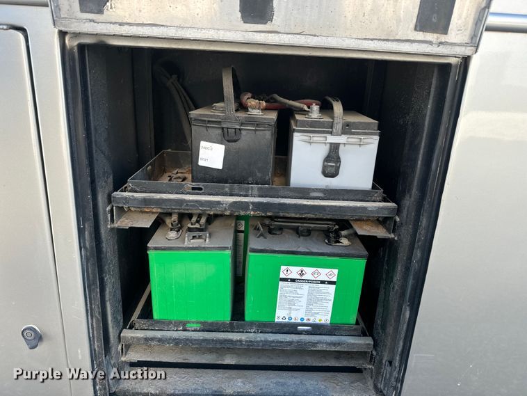 image for item EJ2789 2001 Monaco RV