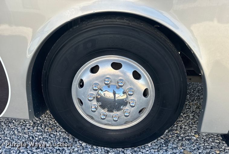 image for item EJ2789 2001 Monaco RV