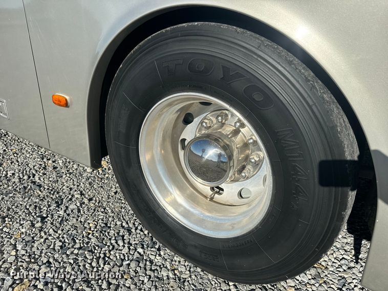 image for item EJ2789 2001 Monaco RV