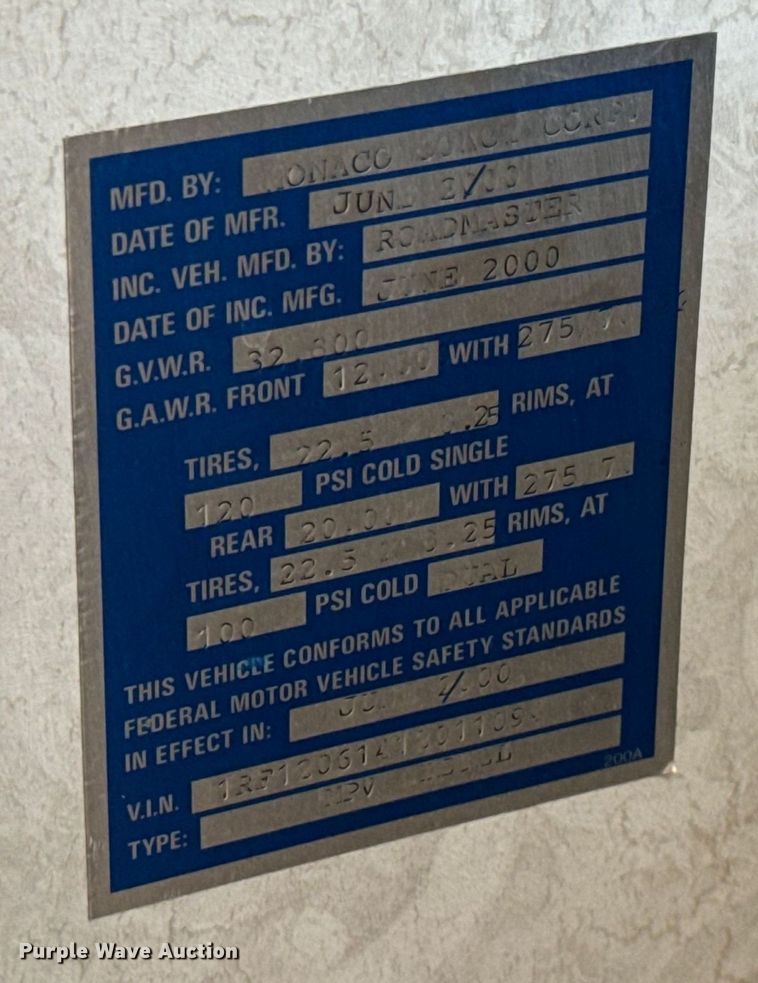 image for item EJ2789 2001 Monaco RV