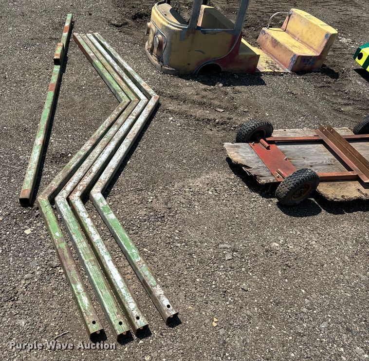 image for item EJ2807 Carnival Ride trailer