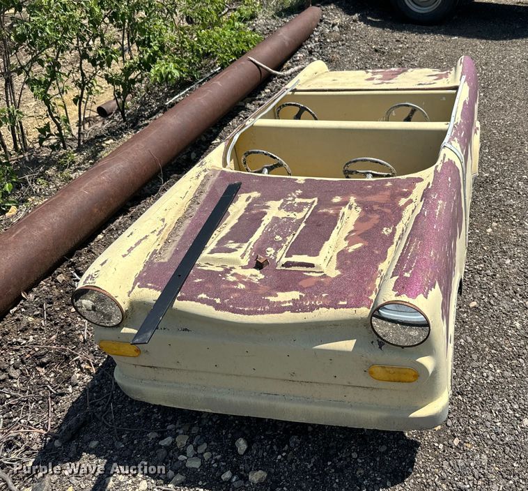 image for item EJ2807 Carnival Ride trailer