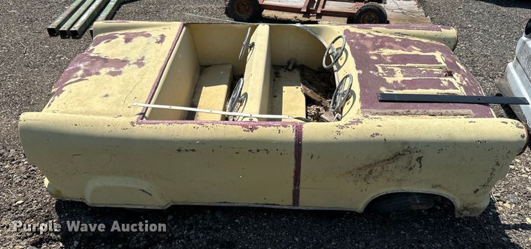 image for item EJ2807 Carnival Ride trailer