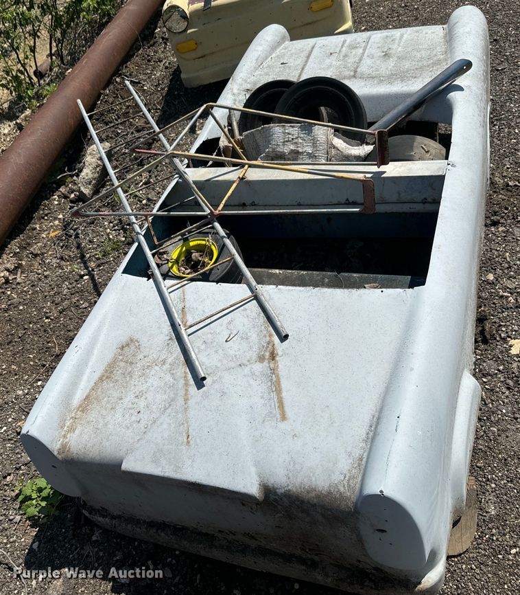 image for item EJ2807 Carnival Ride trailer