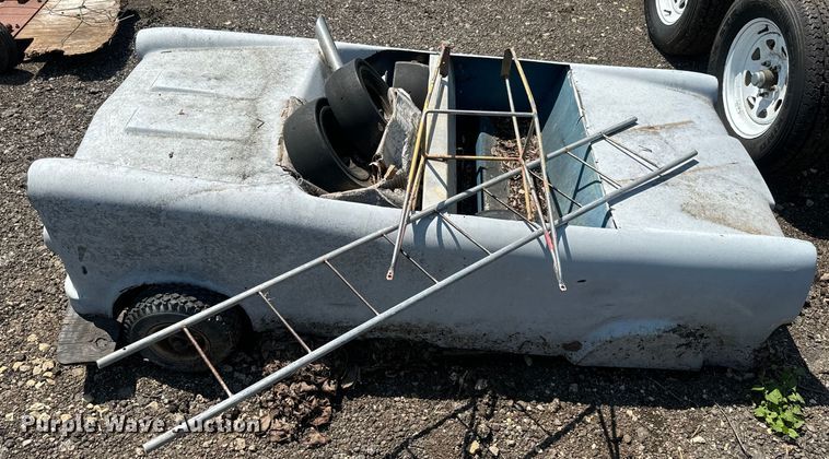 image for item EJ2807 Carnival Ride trailer