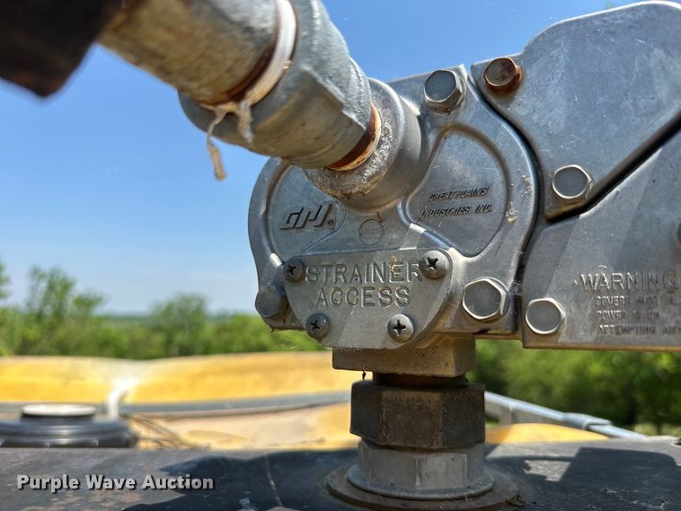 image for item EJ2808 Utility trailer