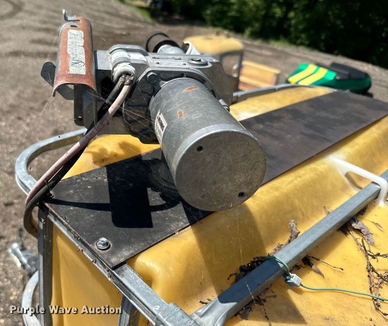 image for item EJ2808 Utility trailer