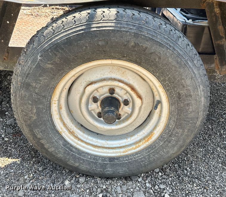 image for item EJ2808 Utility trailer