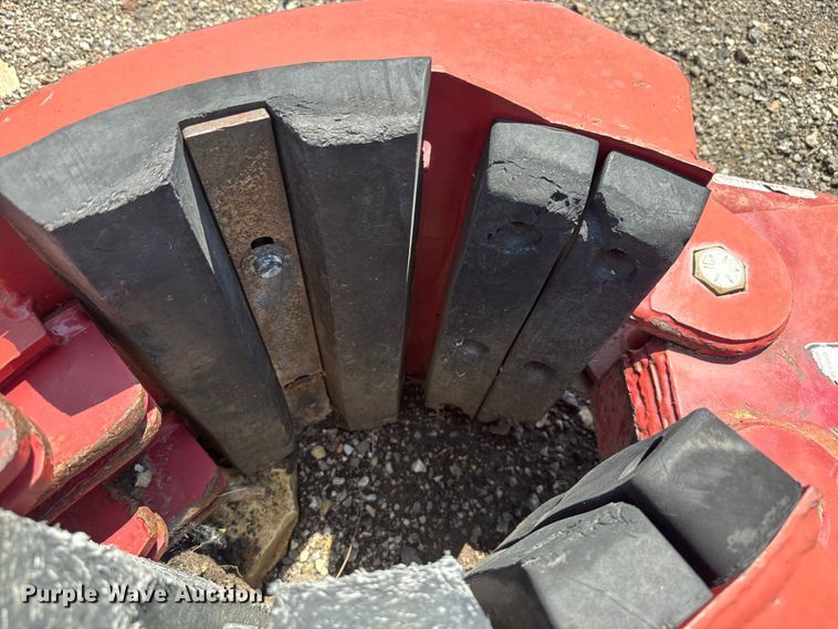 image for item EJ2809 Ez Spot Ur skid steer rotating grapple