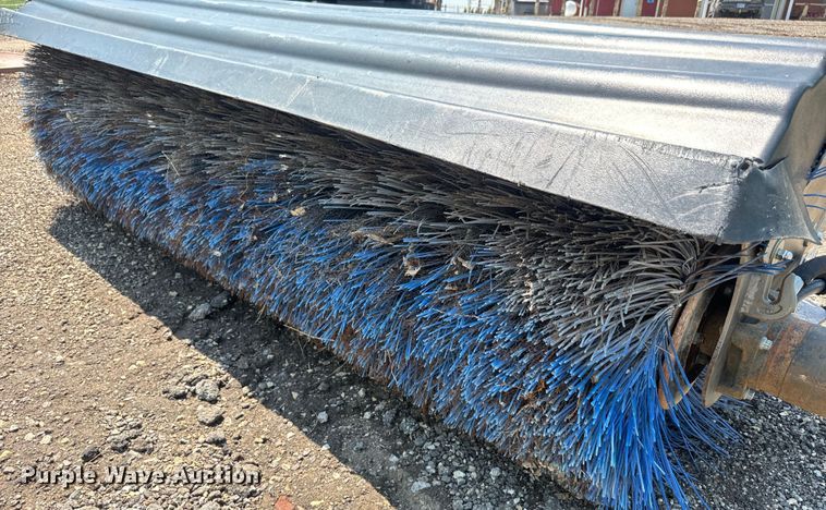 image for item EJ2810 Skid steer broom