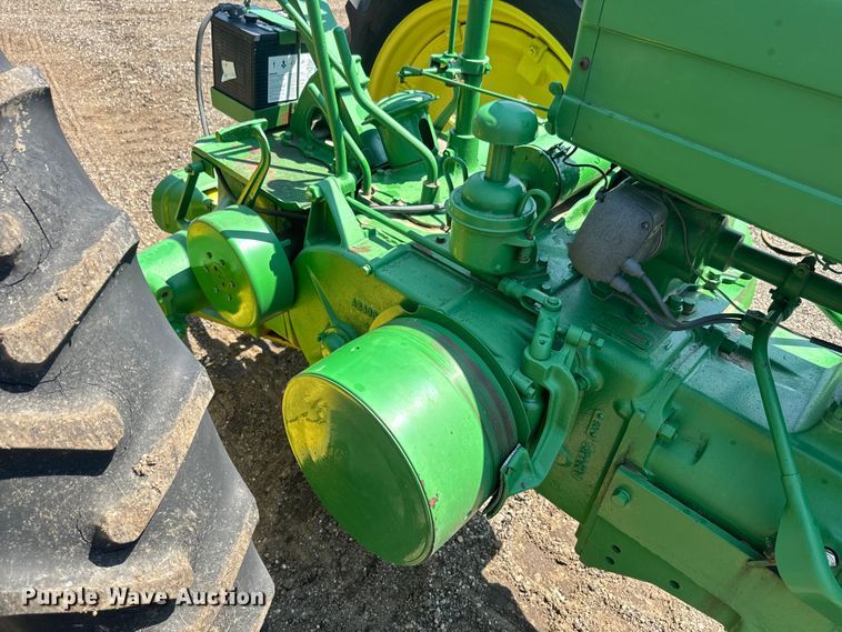 image for item EJ2813 1949 John Deere A Styled tractor