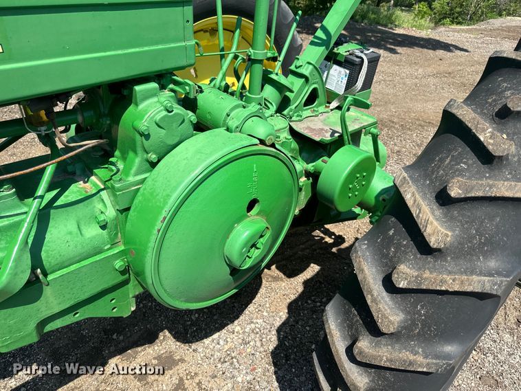 image for item EJ2813 1949 John Deere A Styled tractor