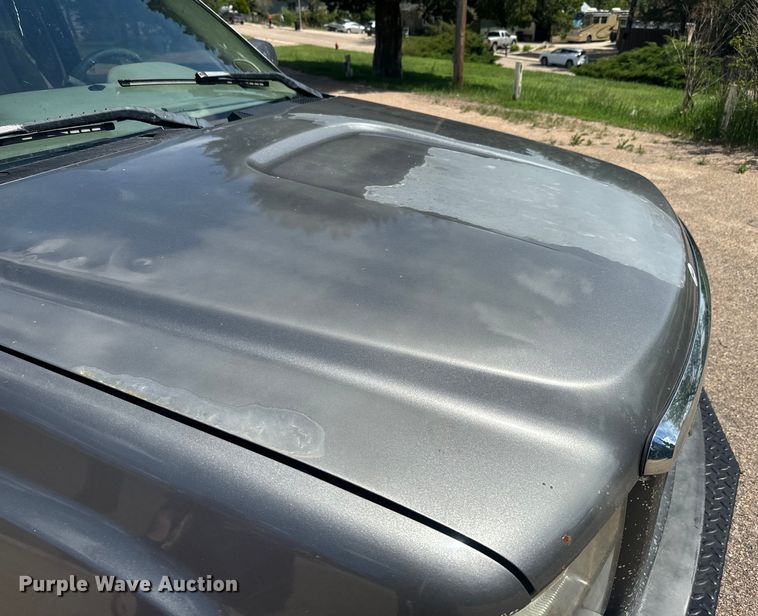 image for item EJ2825 2007 GMC  Sierra 1500 Crew Cab pickup truck